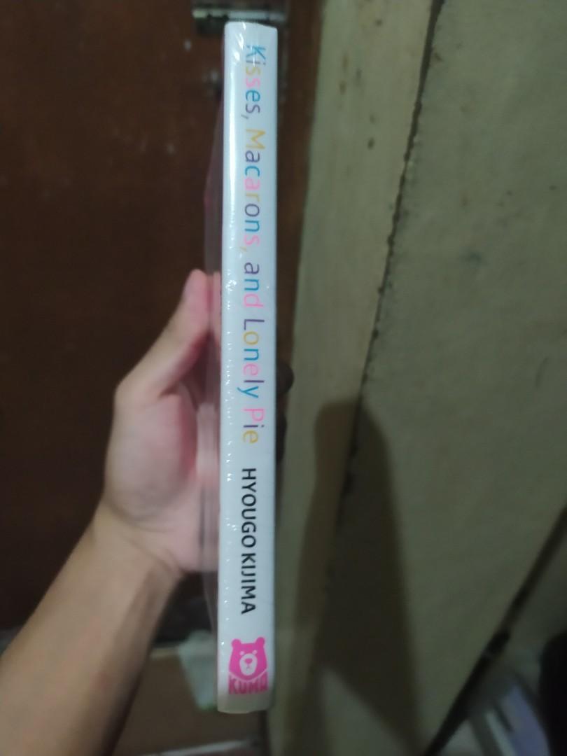 Kisses Macarons And Lonely Pie Kisses, macarons & Lonely pie Manga Yaoi, Hobbies & Toys, Books