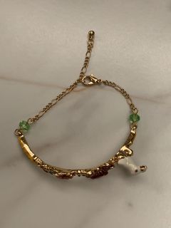 （分類：）位於 。 由 architact 提交（商品編號 1098802599，圖片 1）。簡介： 。