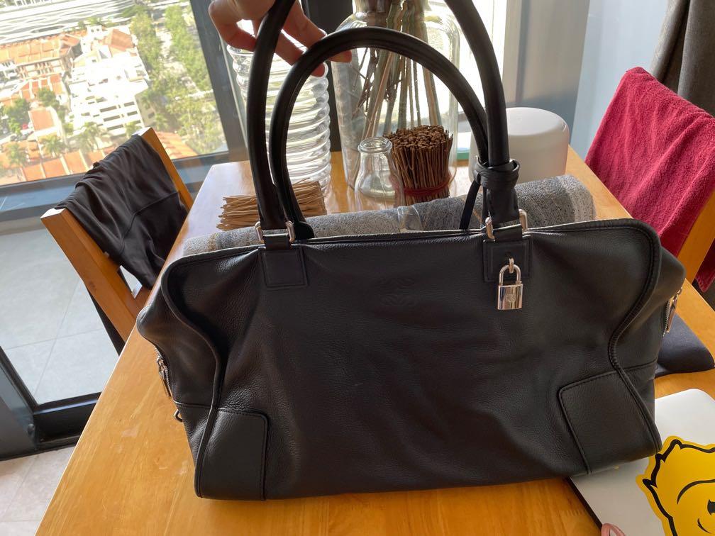 Loewe Amazona 44 bag
