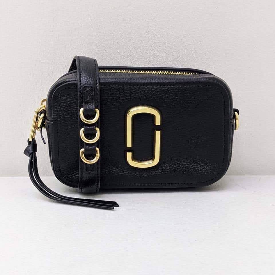 LAST PRICE Marc Jacobs original sling, Women's Fashion, Bags & Wallets,  Cross-body Bags on Carousell