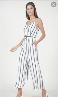 (Category: ) located in . Submitted by gxwardrobe (Listing ID 1098772373, Image 1). Description: .
