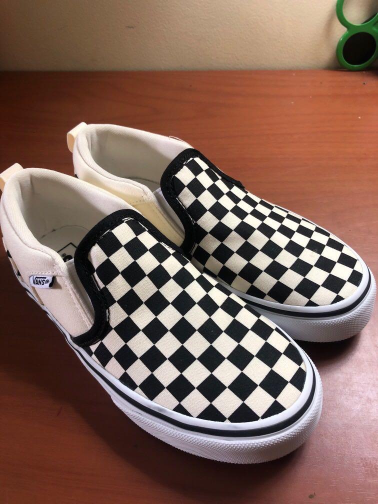 youth checkered vans