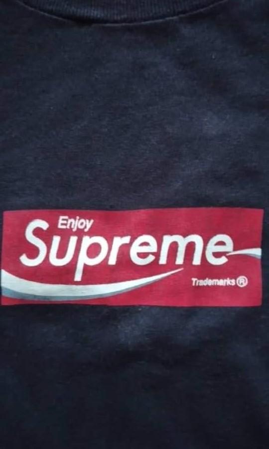 supreme × Coca-Cola