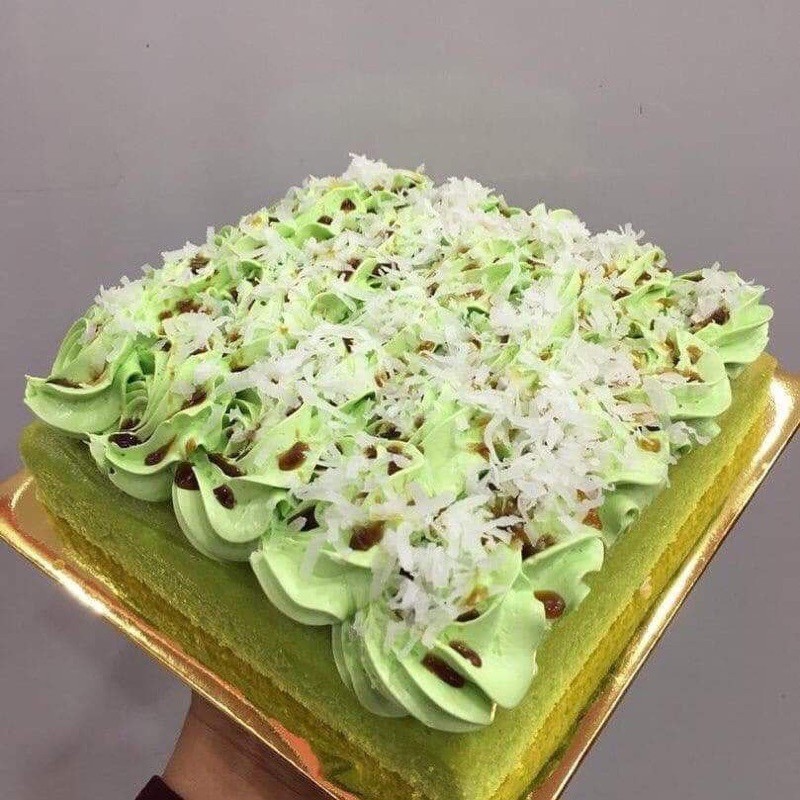 Pandan Gula Melaka Cake Mamasab Bakery Food Drinks Local Delights Halal Snacks Desserts On Carousell