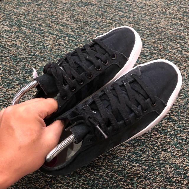 PKPD SALE 8.5UK ADIDAS COURT VANTAGE