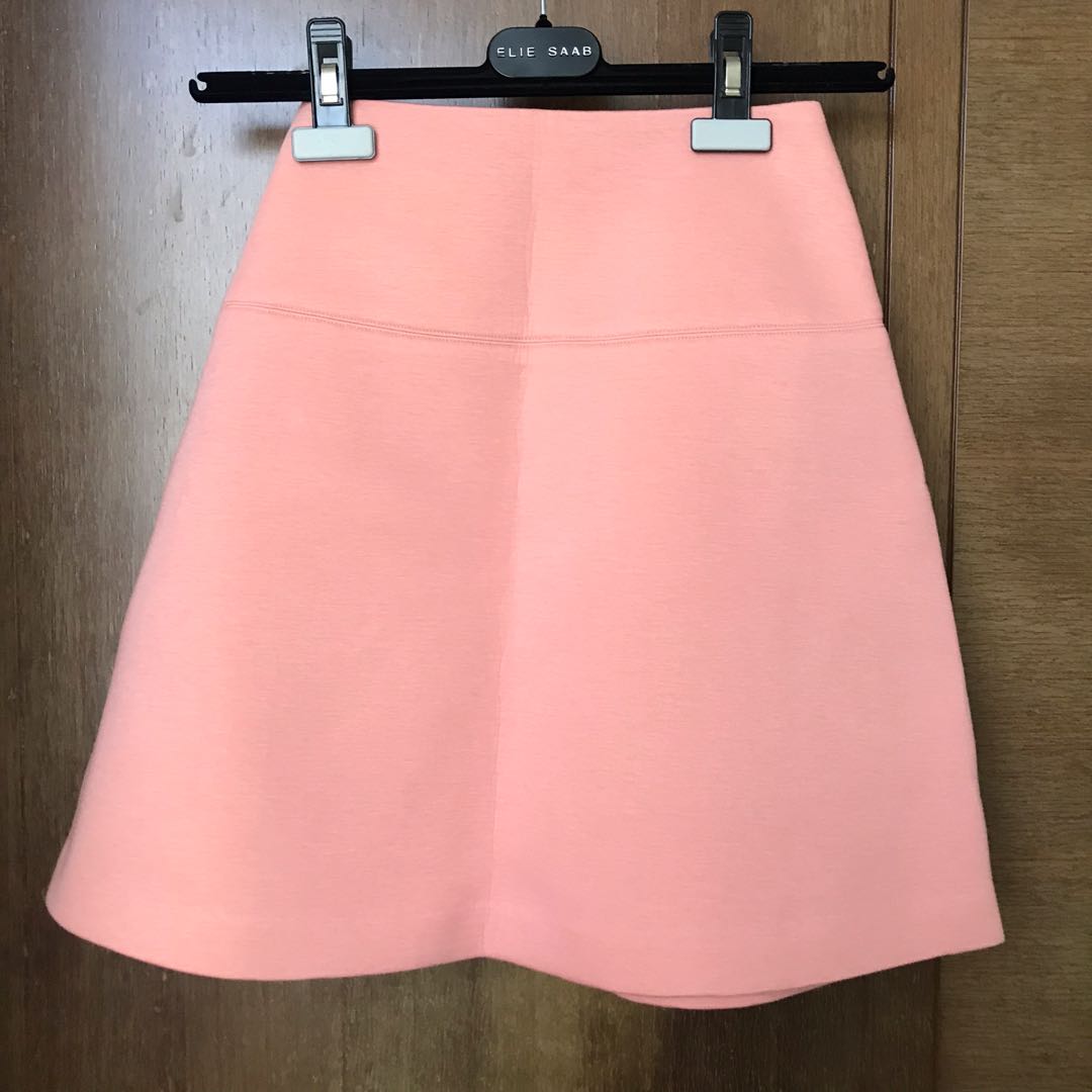 RED VALENTINO PINK 褲＆半截裙, 裙- Carousell