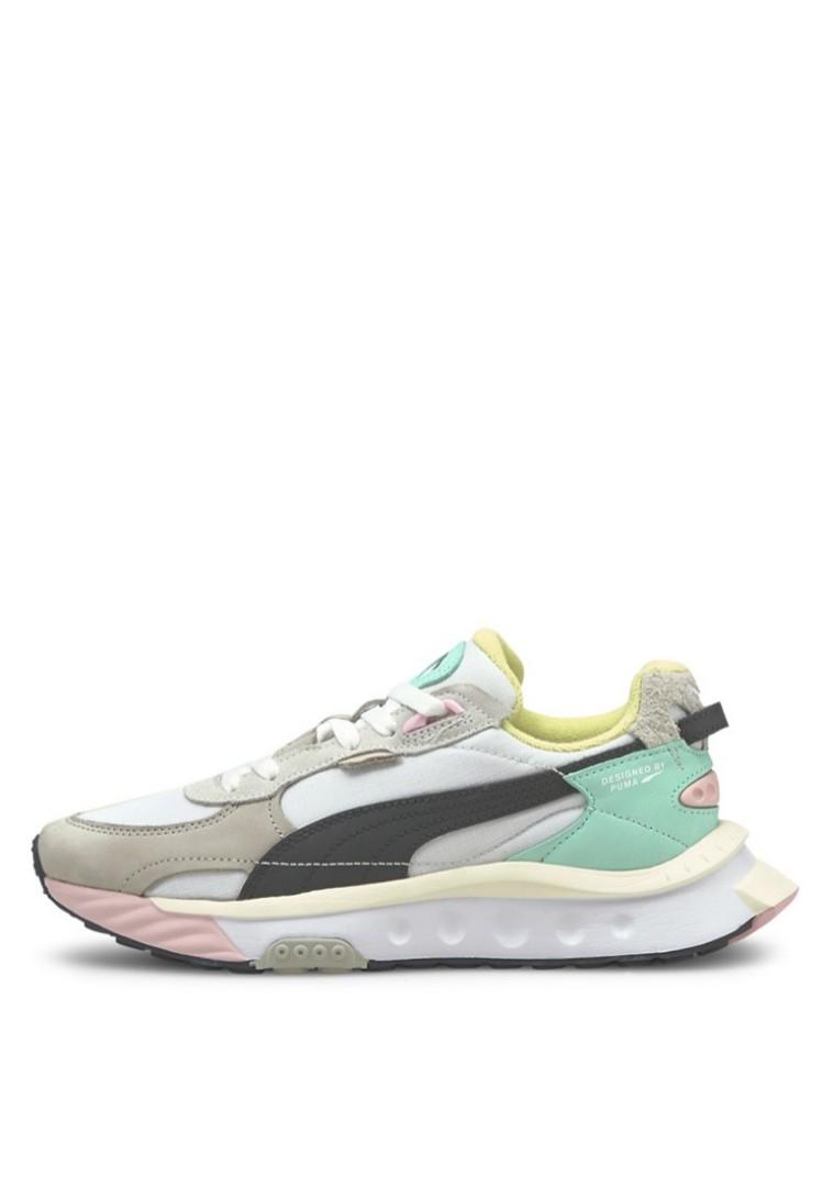 sepatu pria PUMA Wild Rider Layers Trainers 80520210, Fesyen Pria, Sepatu ,  Sneakers di Carousell