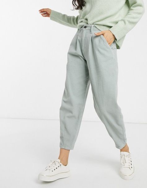 Stradivarius slouchy Corduroy mint not 
