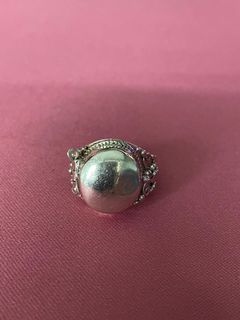 (Category: ) located in . Submitted by knicksandknackss (Listing ID 1098770575, Image 1). Description: .