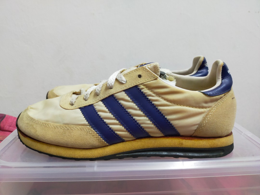 Vintage adidas arizona Men s Fashion Footwear Sneakers on Carousell