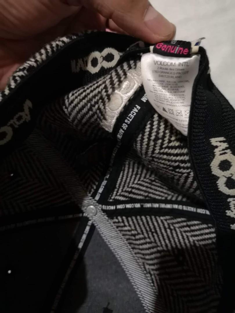 Volcom (Category: Caps & Hats) located in Manila. Submitted by lustysmile (Listing ID 1098710402, Image 3). Description: Volcom Stone vintage (rare) 10/10 Excellent Condition.