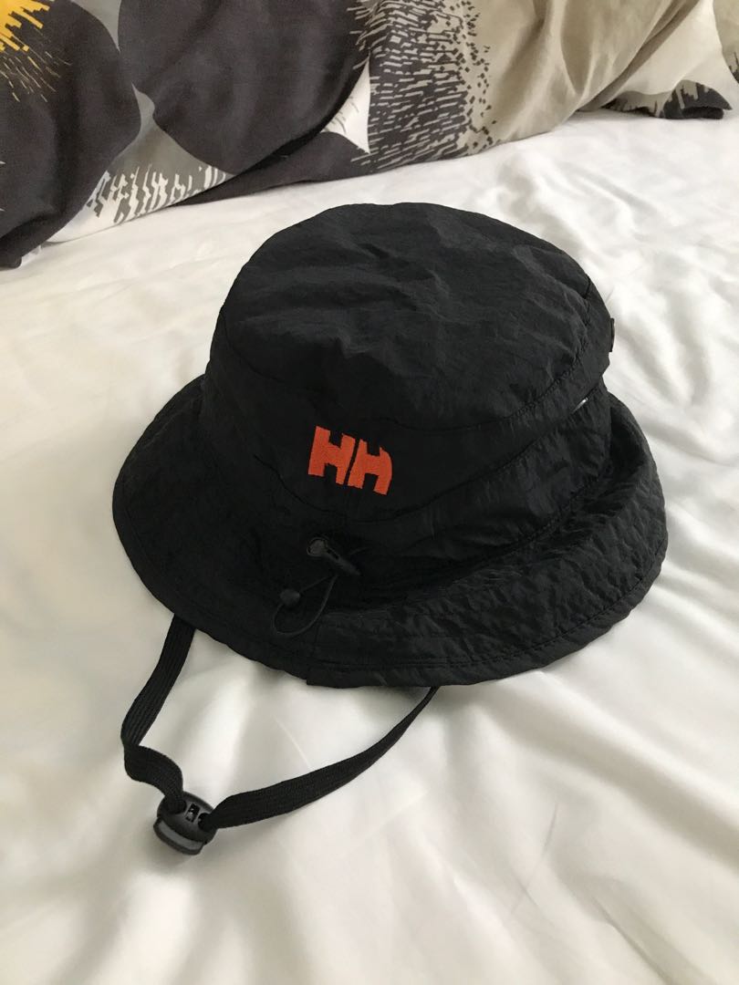 100%全新Helly Hansen x Beams 漁夫帽, 男裝, 手錶及配件, 冷帽- Carousell