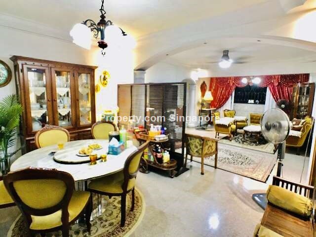 5I Blk 330 Sembawang Close Rare 4-bedroom 5 room flat, near MRT