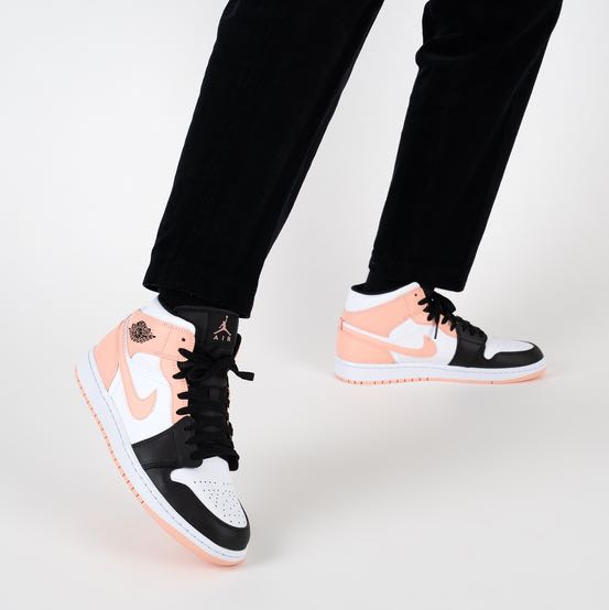 Air jordan 1 crimson tint top womens