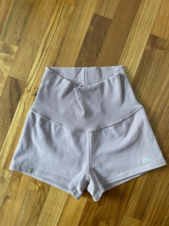 Alo aura hotsell short
