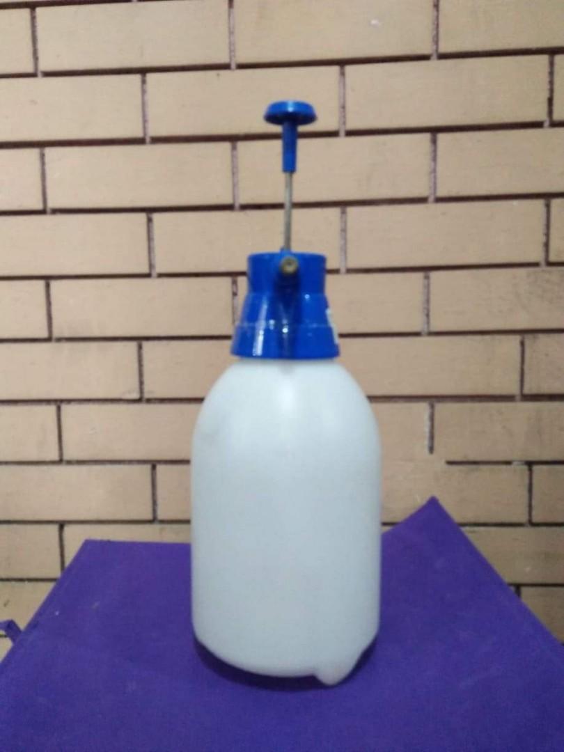 Aqua System Pressure Sprayer 2L, Furniture & Home Living, Gardening