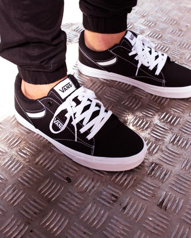 Mens authentic discount vans black