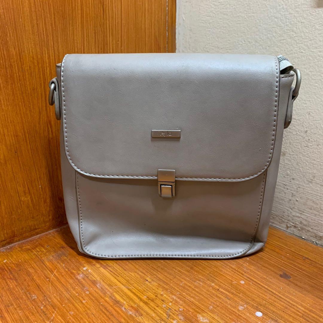 ayla sling bag
