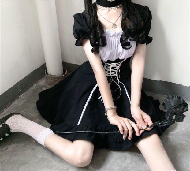 Outfit Ideas Grunge Black Aesthetic Outfits Long Sleeve Black Dress Gothic Aesthetic Bubble Sleeve High Waist Outfit Ideas Grunge Black Aesthetic Outfits Long Sleeve Black Dress Gothic Aesthetic Bubble Sleeve High Waist