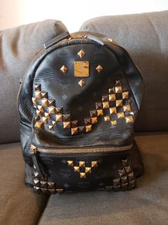 (Category: ) located in . Submitted by lovemybling (Listing ID 1098958250, Image 1). Description: .