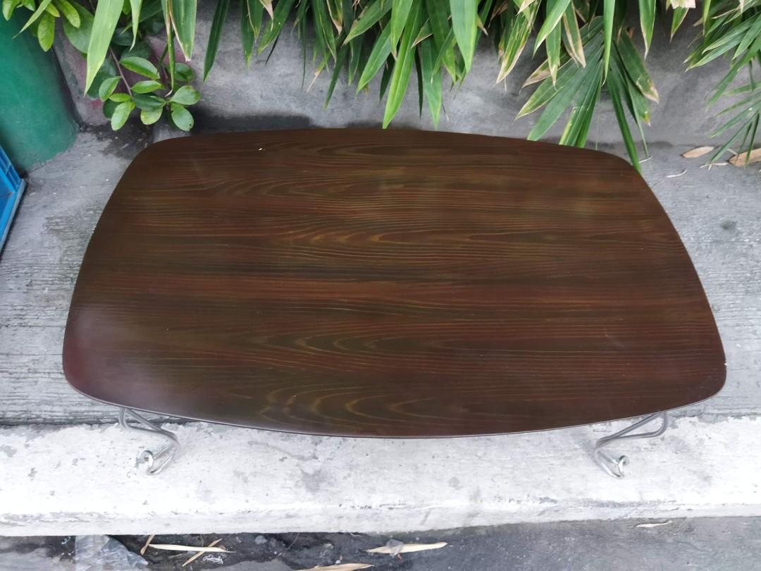 Brown Low Folding Table (Category: Tables & Sets) located in Manila. Submitted by benjie.benjie3 (Listing ID 1099089136, Image 1). Description: Model= brown low folding table Open table H= 35 cm L= 90 cm W= 60 cm Folded table H= 9 cm Color = brown Material = wood and metal 2nd hand with scratch No warranty If there's Damage or Issues they can be seen in the last picture From japan Price = 1,700 No swapping please. Price does not include shipping 