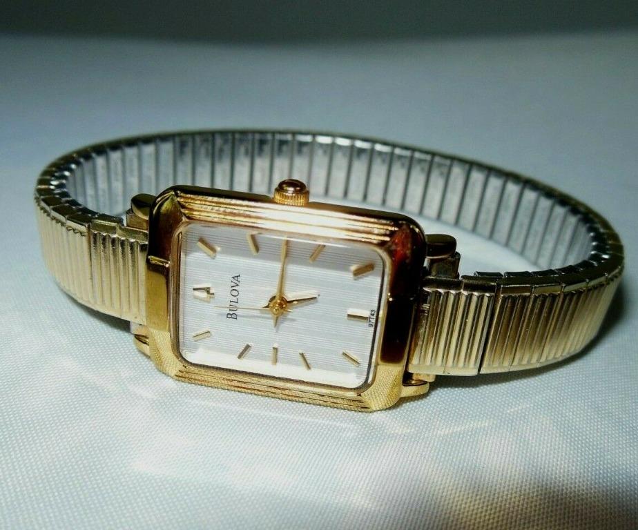 Bulova speidel top