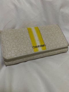 (Category: ) located in . Submitted by sheishops (Listing ID 1099013725, Image 1). Description: .