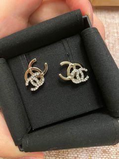 （分類：）位於 。 由 ann03310331 提交（商品編號 1098952113，圖片 1）。簡介： 。