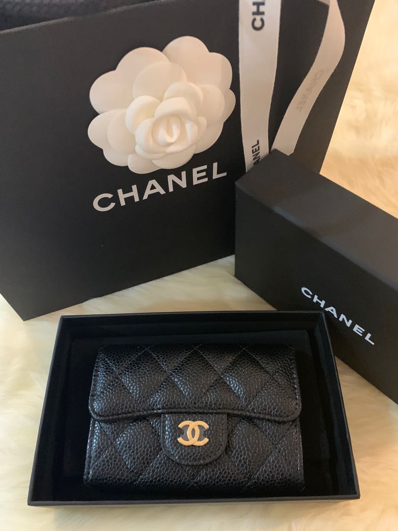 Chanel Classic Black Caviar Card holder (GHW), Luxury, Bags & Wallets on  Carousell