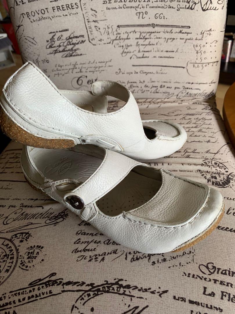 Clarks active air womens sales shoes