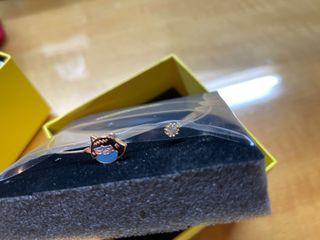 （分類：）位於 。 由 sindyt53 提交（商品編號 1099072300，圖片 1）。簡介： 。