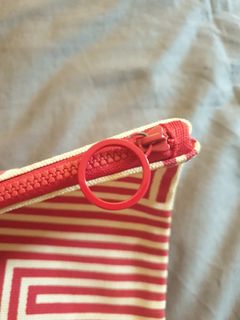 (Category: ) located in . Submitted by 2apples (Listing ID 1098950387, Image 1). Description: .