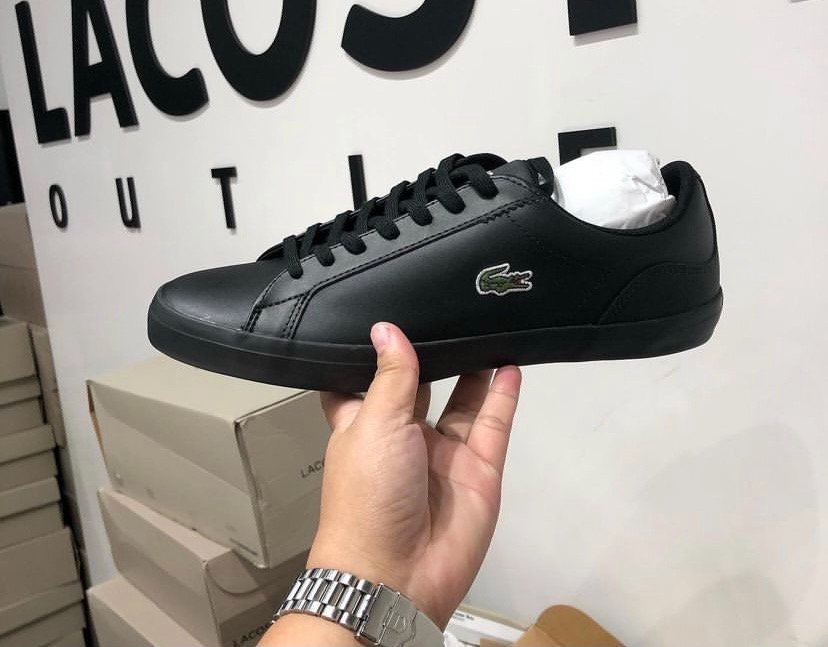 Lacoste shoes outlet men black