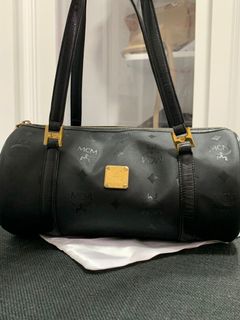 (Category: ) located in . Submitted by shop.nikki (Listing ID 1098958424, Image 1). Description: .