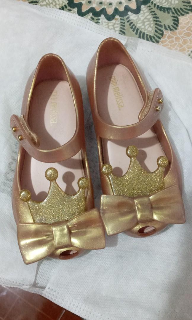 Mini melissa top crown