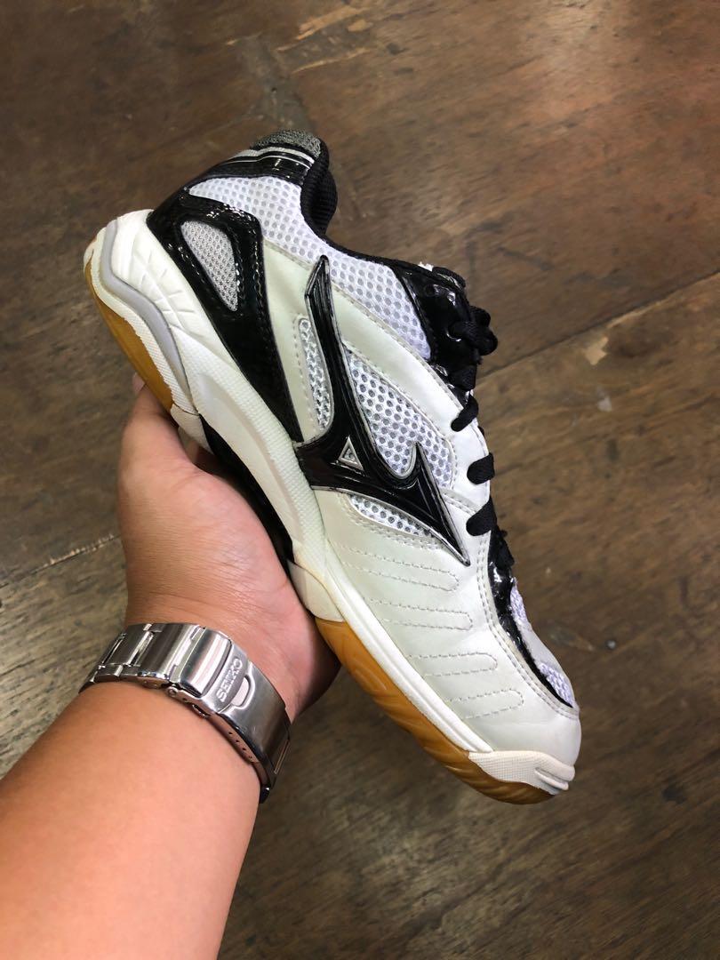 Mizuno wave rally top 4 volleyball shoe