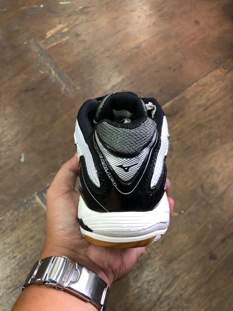 Mizuno wave top rally 4