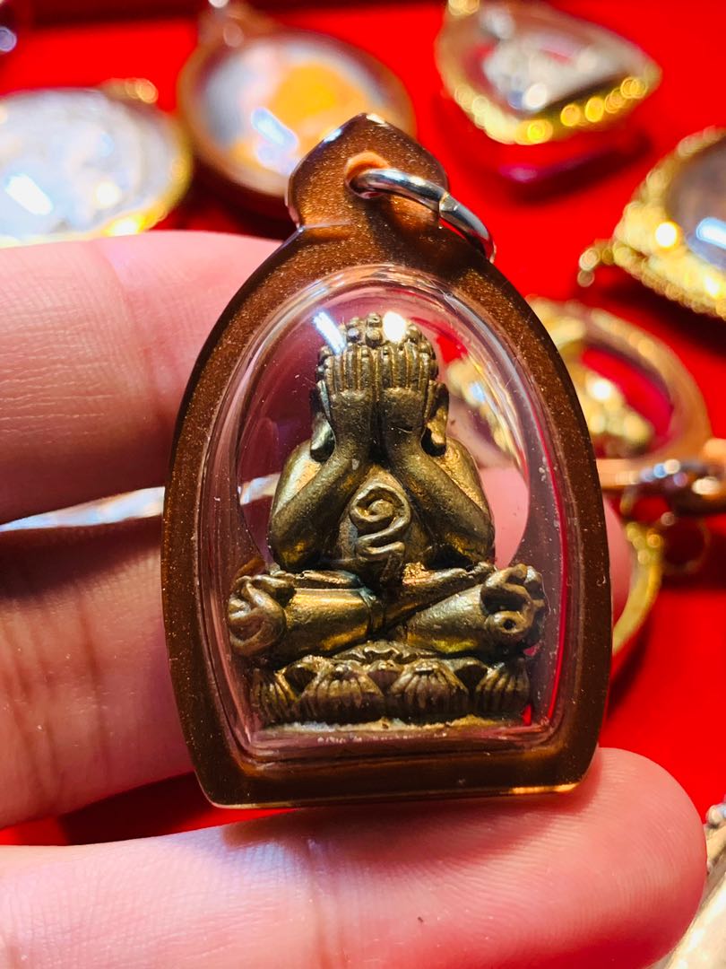 Phra Pidta Luang Ta Maha Bua, Hobbies & Toys, Memorabilia