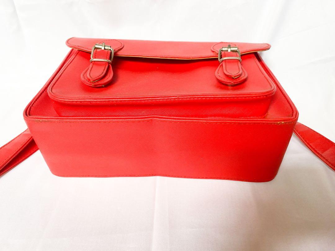 Red messenger bag, Women's Fashion, Bags & Wallets, Crossbody Bags on