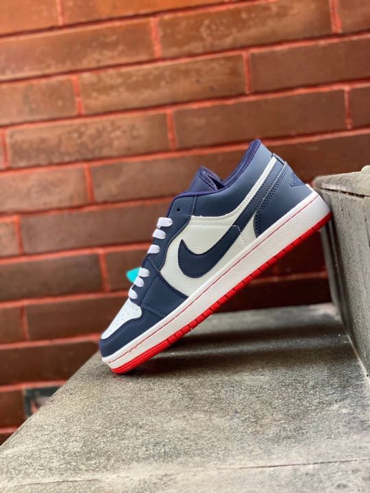 SEPATU nike air jordan navy red, Fesyen Pria, Sepatu Sneakers