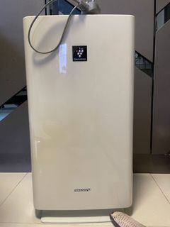 （分類：）位於 。 由 eugeniaky 提交（商品編號 1098892305，圖片 1）。簡介： 。