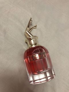 (Category: ) located in . Submitted by cellspreloveditems (Listing ID 1098980347, Image 1). Description: .