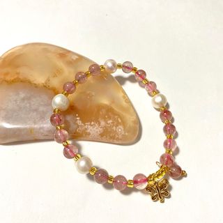 (Category: ) located in . Submitted by crystallholic (Listing ID 1099022770, Image 1). Description: .