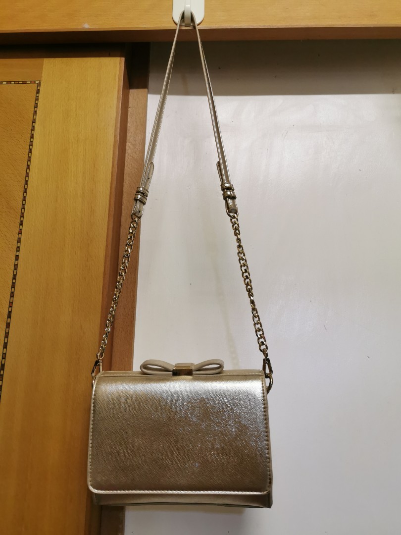 Vincci sling bag top