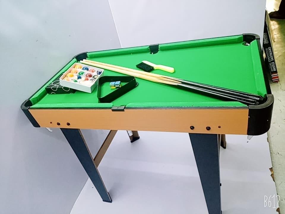 20x34 Inches Mini Billiard Table (Category: Billiards and Bowling) located in San Pablo. Submitted by reyesbilliardsandaccessories_ (Listing ID 1099153967, Image 3). Description: FOR SALE BRANDNEW MINI BILLIARD TABLE 20x34 inches Mini Billiard Table For Ages: 5-7yrs old Included: *1inch ball set *1inch triangle *2pc billiard cue stick *2pc billiard chalk *1pc brush - Slate: Medium- density fibre board (MDF) is an engineered wood product made by b