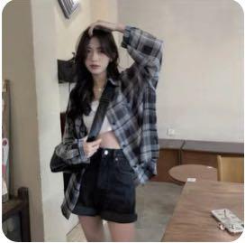 Black Checkered Flannel Women S Fashion Coats Jackets And Outerwear On Carousell
