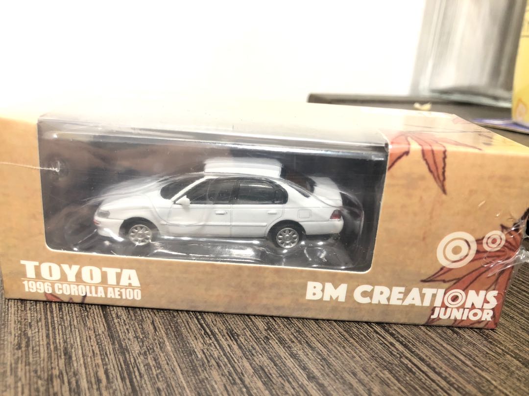BM Creations Junior 1:64 合金模型車- Toyota 1996 Corolla AE100