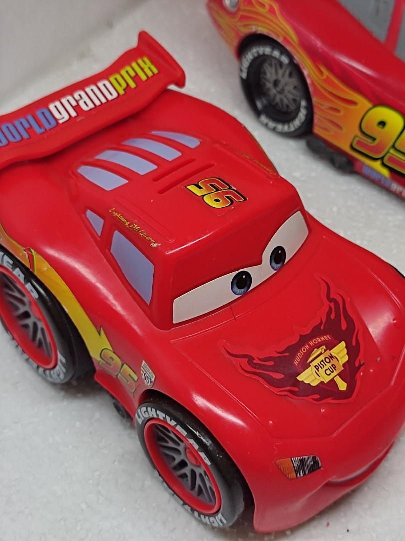 CARS Shake N'Go Lightning McQueen & Talking Lightning McQueen, Hobbies