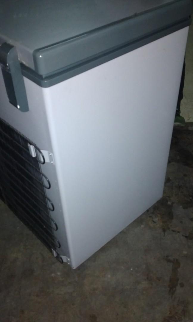 Fujidenzo Chest Freezer 7cu ft, TV & Home Appliances, Kitchen