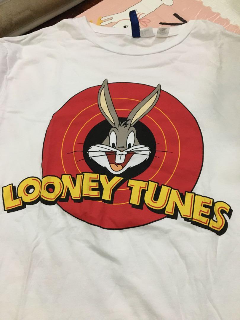 H M Looney Tunes Bugs Bunny Tshirt Men s Fashion Tops Sets